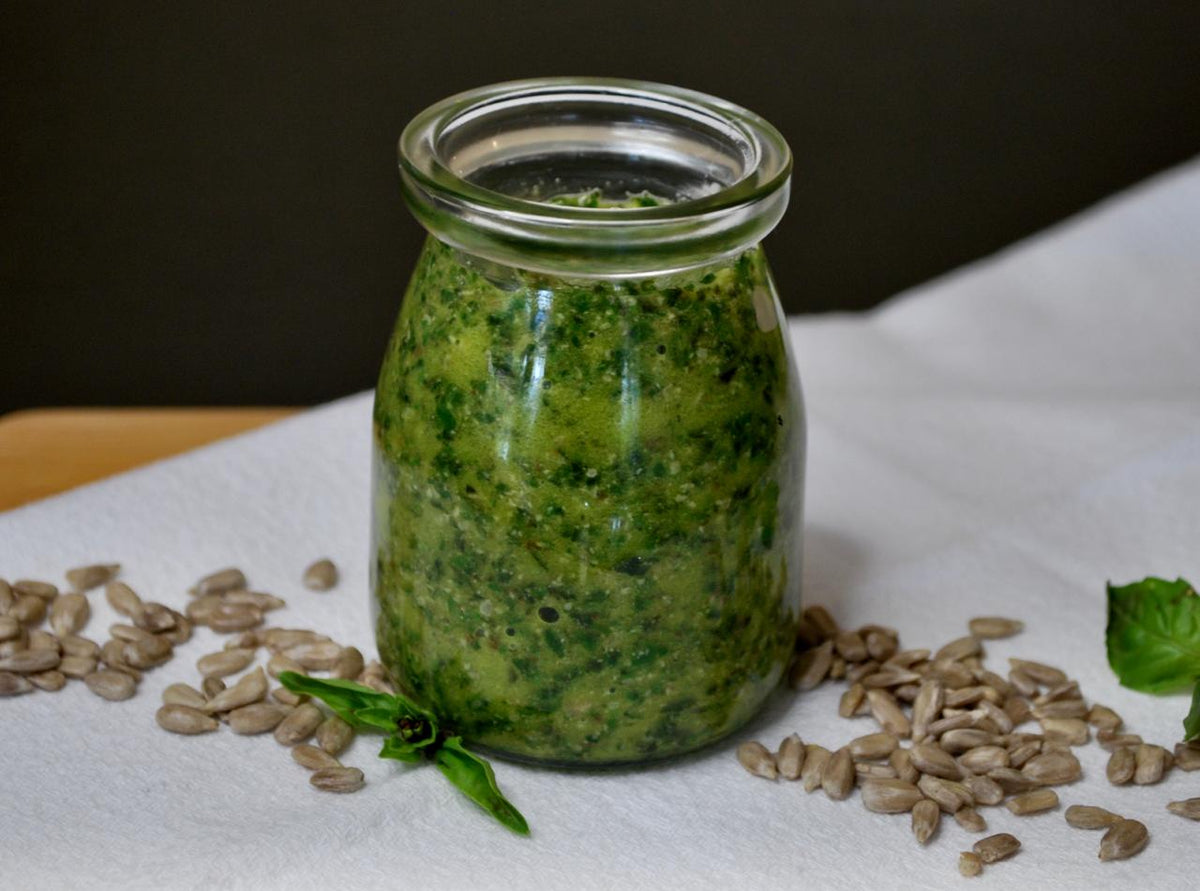 PESTO DE ALBAHACA Y SEMILLAS DE GIRASOL